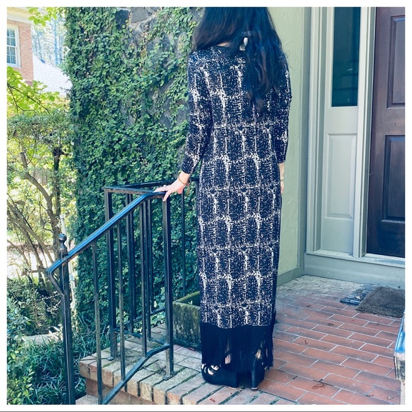 STUNNING MAXI FRINGE DETAIL DRESS - Picture 5 of 7